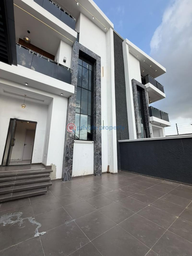 House For Sale Adeosun, Oluyole Estate, Ibadan Ibadan Oyo - 3
