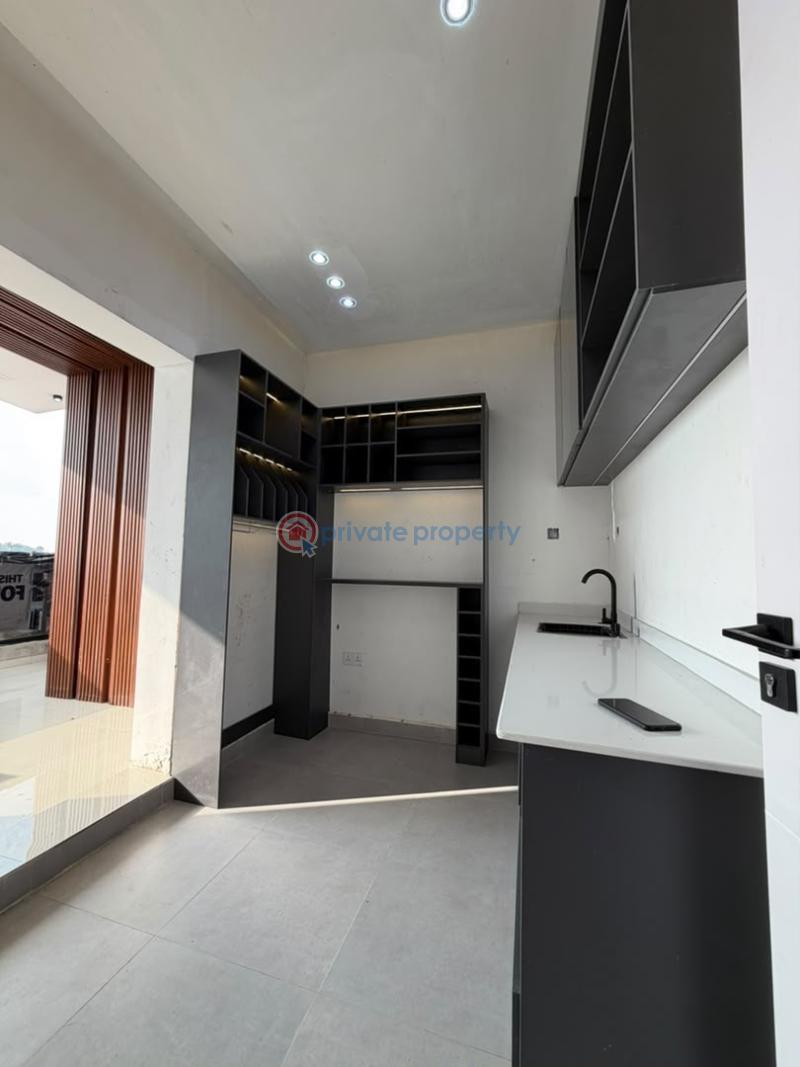 House For Sale Adeosun, Oluyole Estate, Ibadan Ibadan Oyo - 2