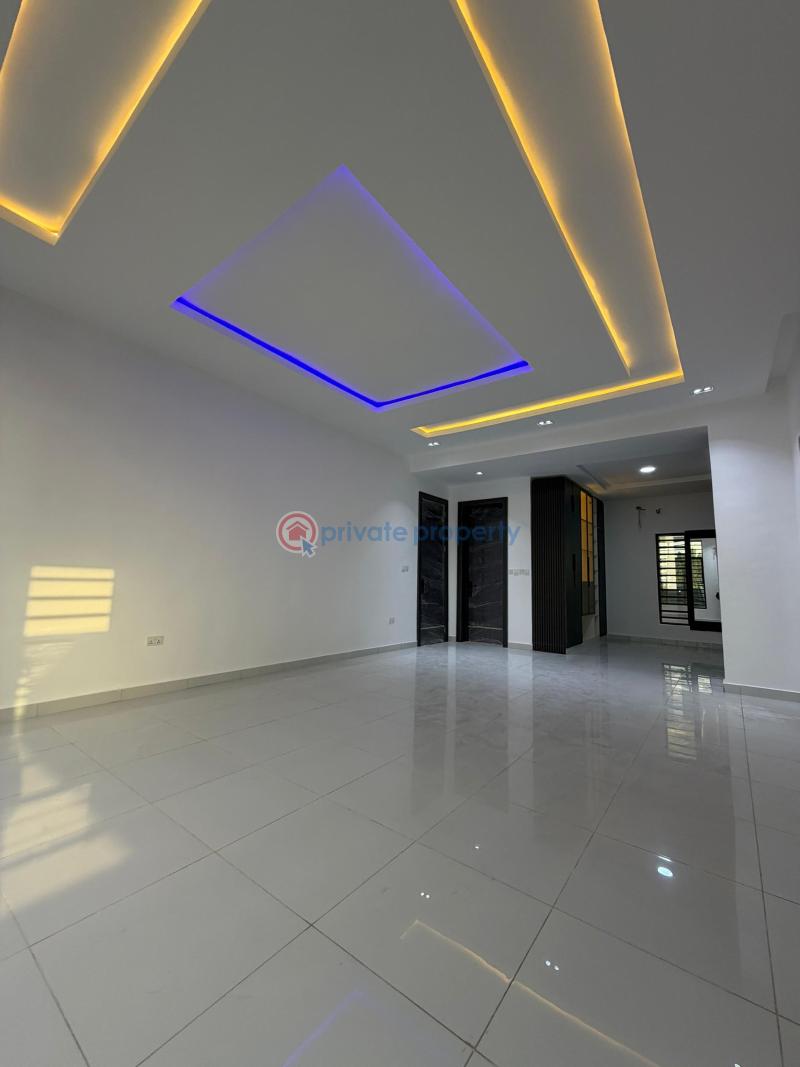 5 bedroom Detached Duplex For Sale Off Esecretariat Road, Agodi Gra, Ibadan Oyo - 4