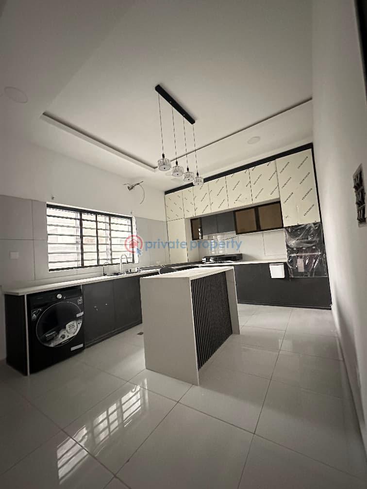 5 bedroom Detached Duplex For Sale Agodi Gra Agodi Ibadan Oyo - 5