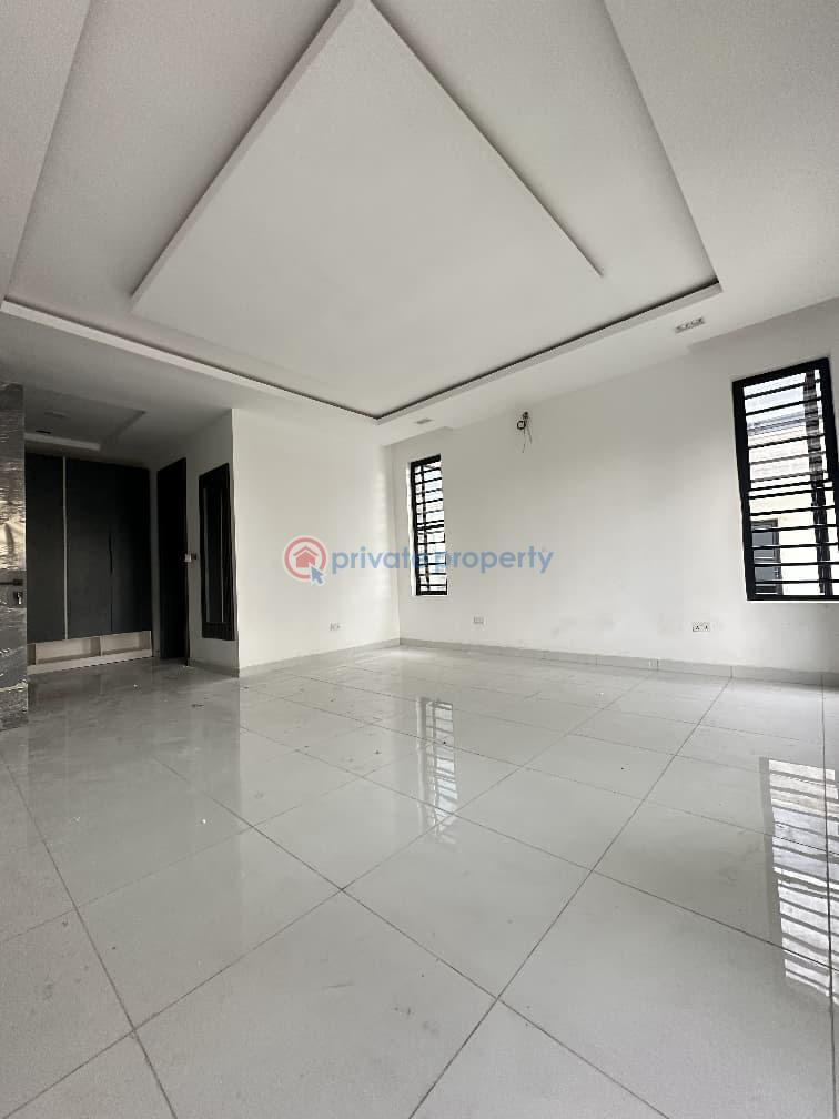 5 bedroom Detached Duplex For Sale Agodi Gra Agodi Ibadan Oyo - 2