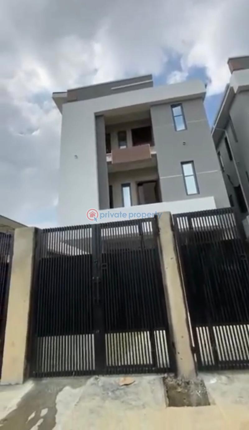 2 bedroom Block Of Flats For Rent Off Diya Road, Off Deeper Life Hq Road Gbagada Lagos