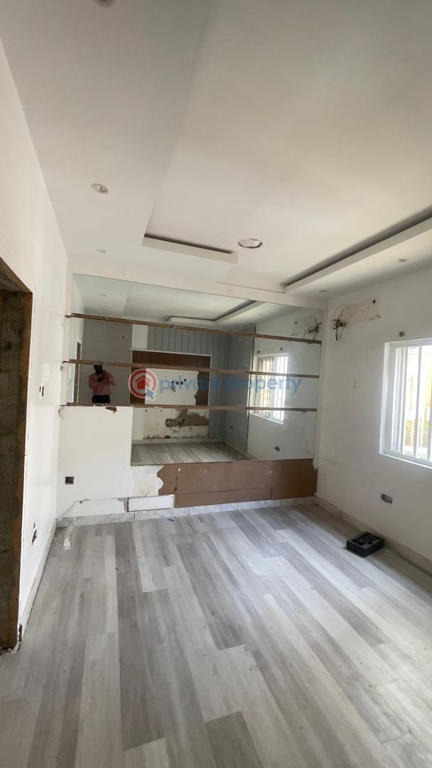 Commercial Property For Rent Lekki Phase 1 Lagos - 9