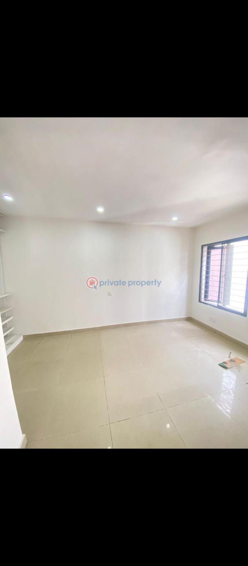 Upper floor unit of 2 bedroom serviced apartment with balcony - 4 2 bedroom Block Of Flats For Rent Lekki Right Hand Side Lekki Phase 1 Lagos - 4