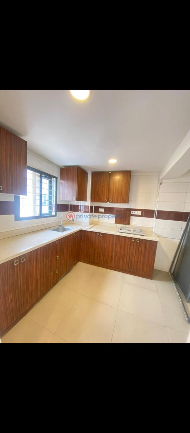 Upper floor unit of 2 bedroom serviced apartment with balcony - 6 2 bedroom Block Of Flats For Rent Lekki Right Hand Side Lekki Phase 1 Lagos - 6