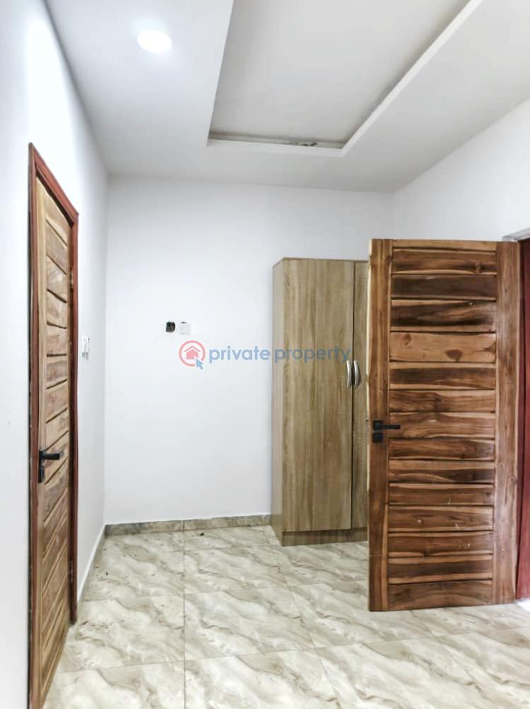 3 bedroom Block Of Flats For Rent Ikeja GRA Lagos - 12
