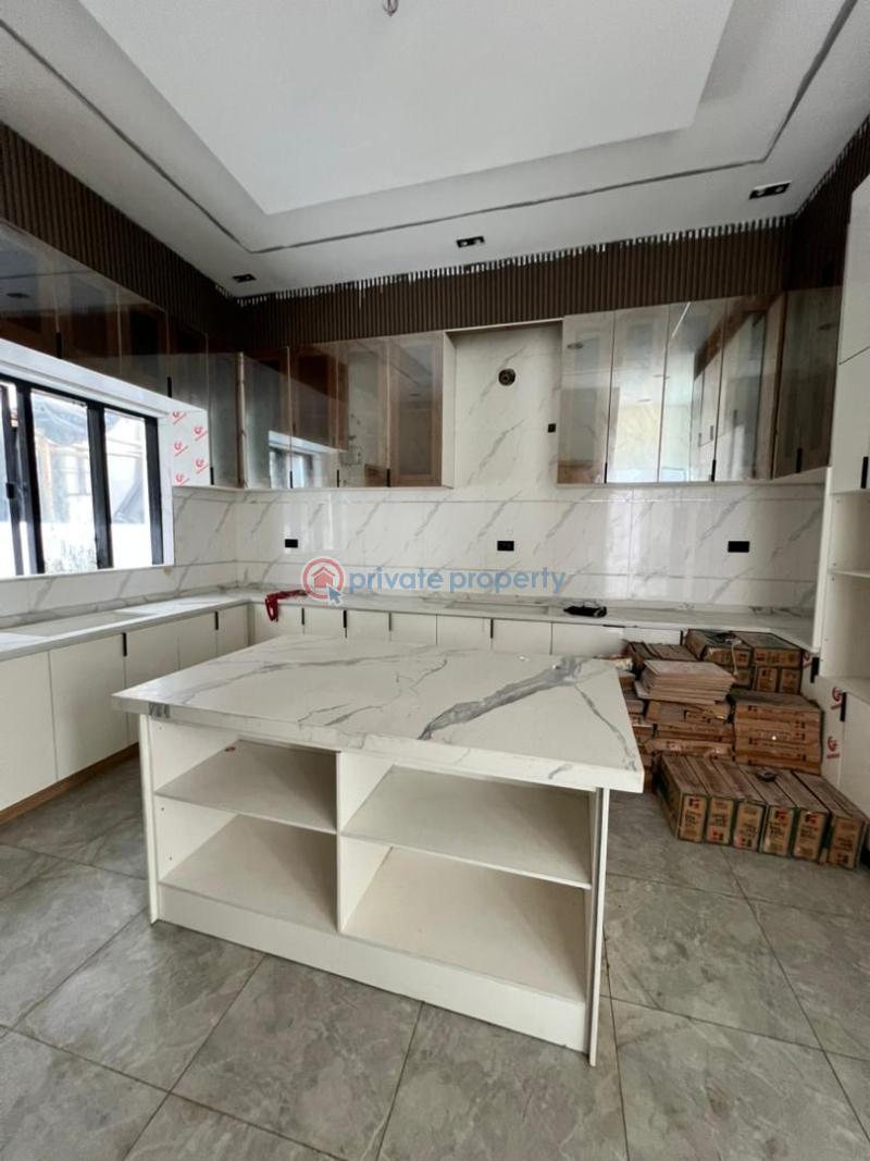 5 bedroom Detached Duplex For Sale Chevron Drive Lekki Lagos - 3