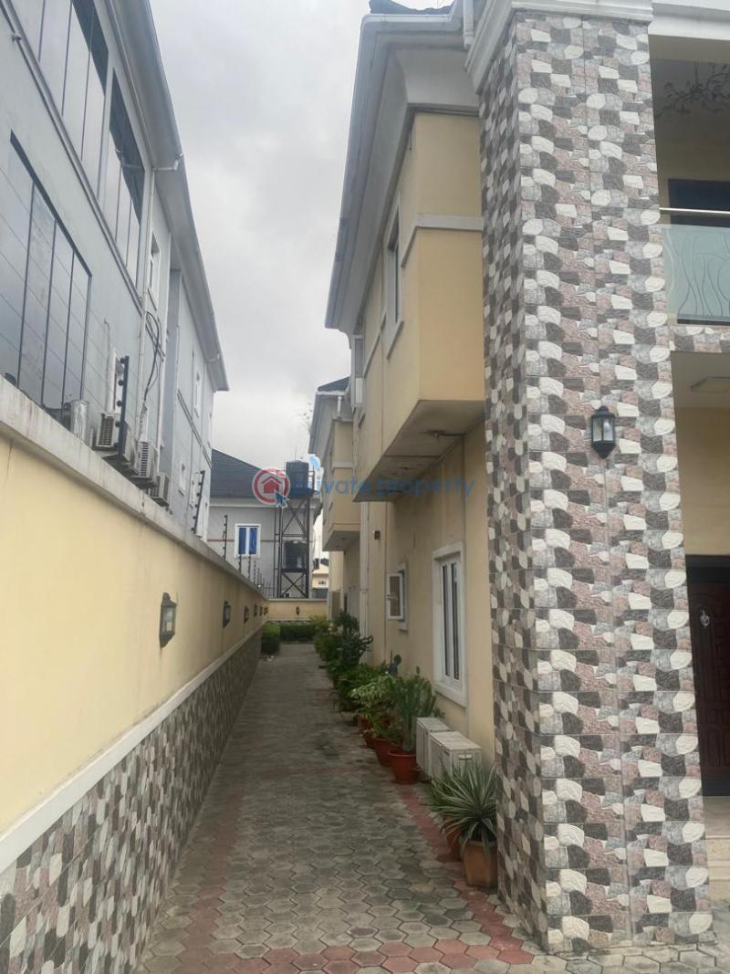 5 bedroom Detached Duplex For Sale Lekki Phase 1 Lagos - 4