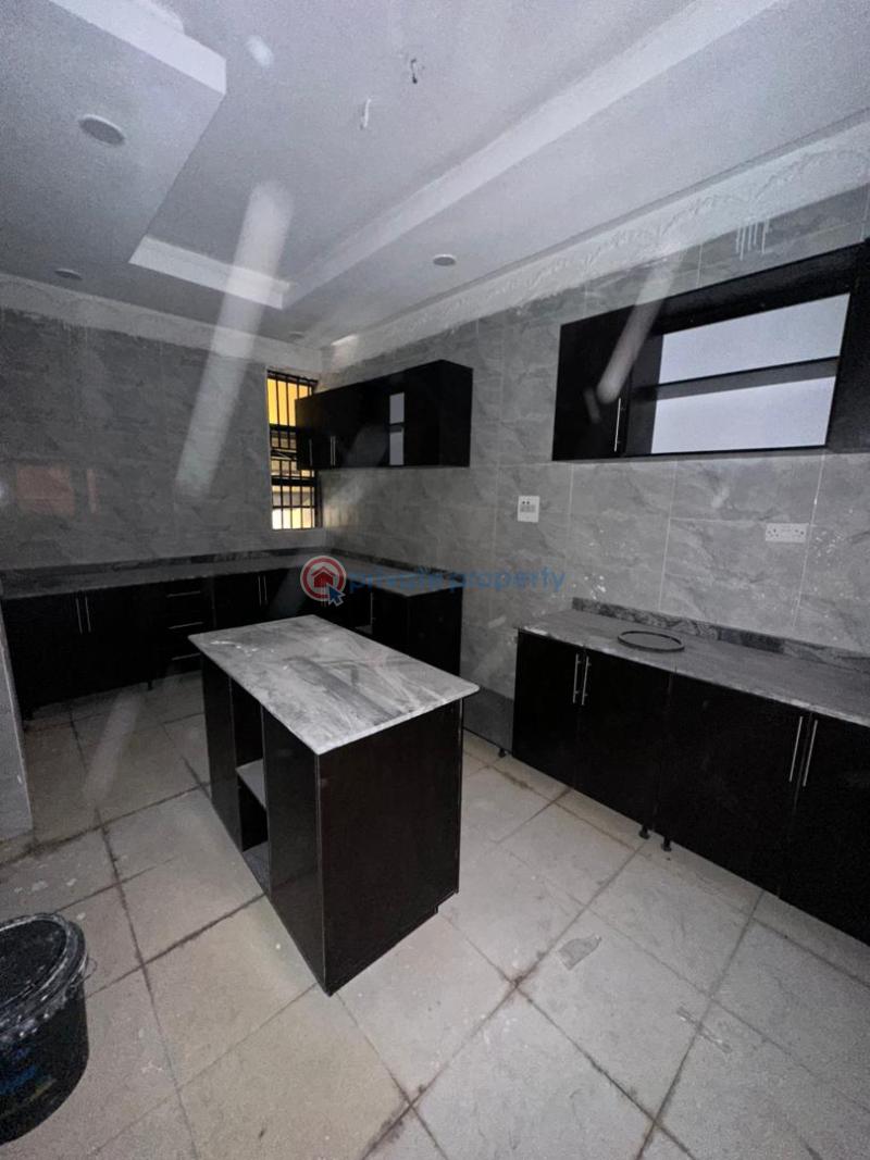 Upscale 6 bedroom detached with 1 room bq & a security post - 25 6 bedroom Detached Duplex For Rent Lekki Phase 1 Lagos - 25