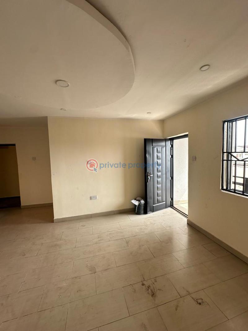 Upscale 6 bedroom detached with 1 room bq & a security post - 13 6 bedroom Detached Duplex For Rent Lekki Phase 1 Lagos - 13