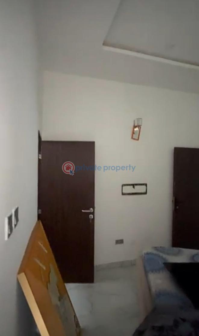 Upstairs bedroom ( furnished) in a shared duplex - *video* - 1 1 bedroom Self Contain For Rent Van Daniels Estate Orchid Road Lekki Lagos - 1