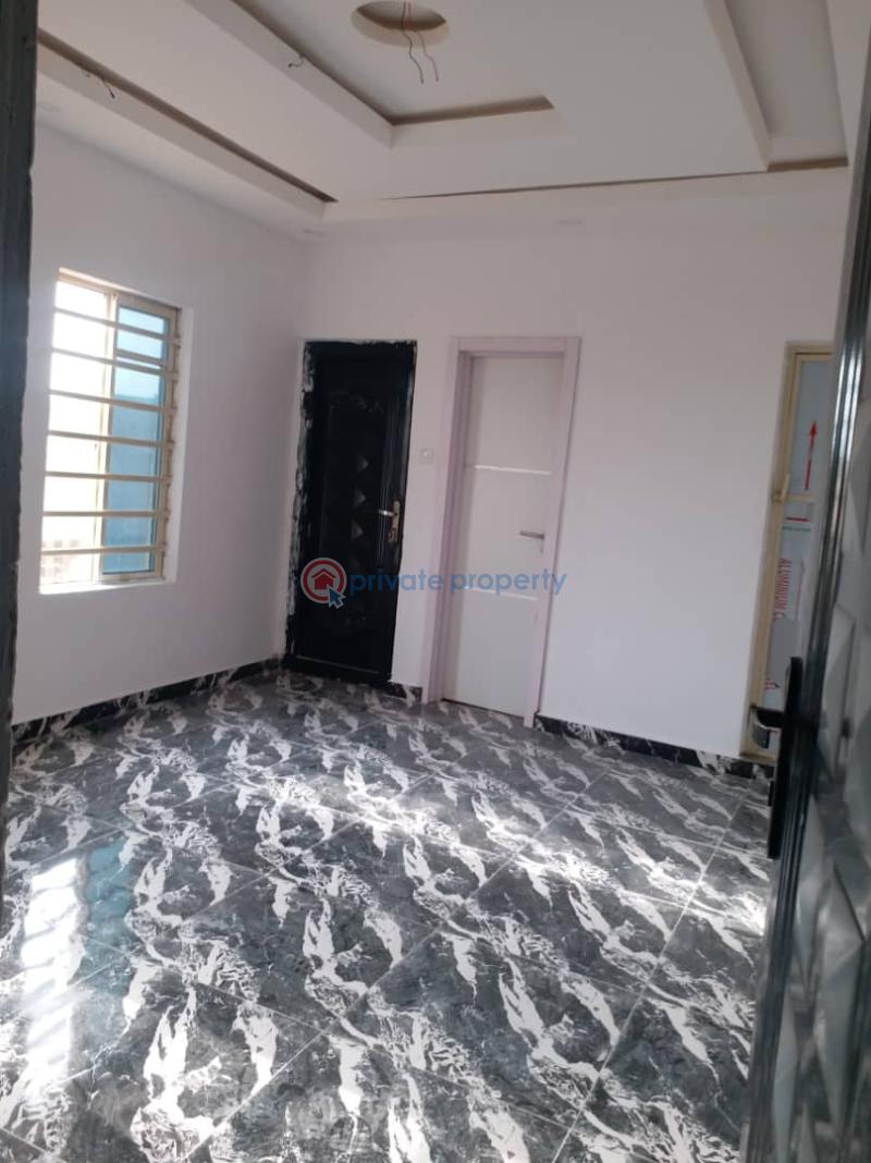 1 bedroom Self Contain For Rent Oreyo Igbogbo Ikorodu Lagos - 11
