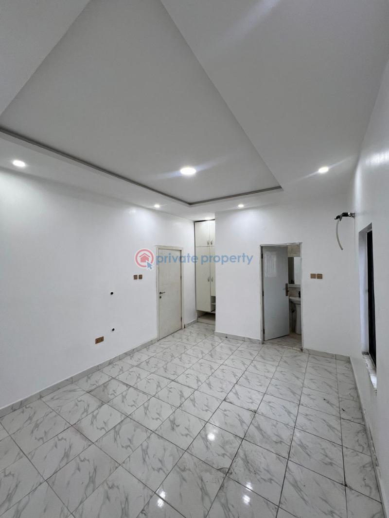 1 bedroom Block Of Flats For Rent Serviced 1 Bedroom Apartment For Rent Upstairs With Guest Toilet In Ikate, Lekki. Ikate Elegushi Lekki Lagos - 2