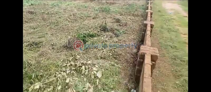 Mixed use Land For Sale Amagba, Along The Street Before Maiami Haven. Benin Edo - 3