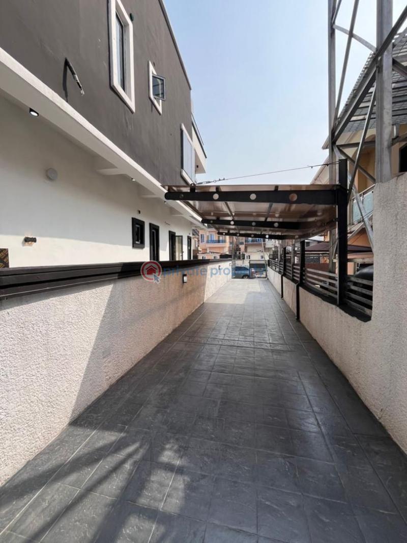 House For Sale Bera Estate, Ajiran Chevron Drive Lekki Lagos - 22