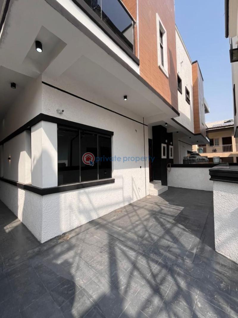House For Sale Bera Estate, Ajiran Chevron Drive Lekki Lagos - 24