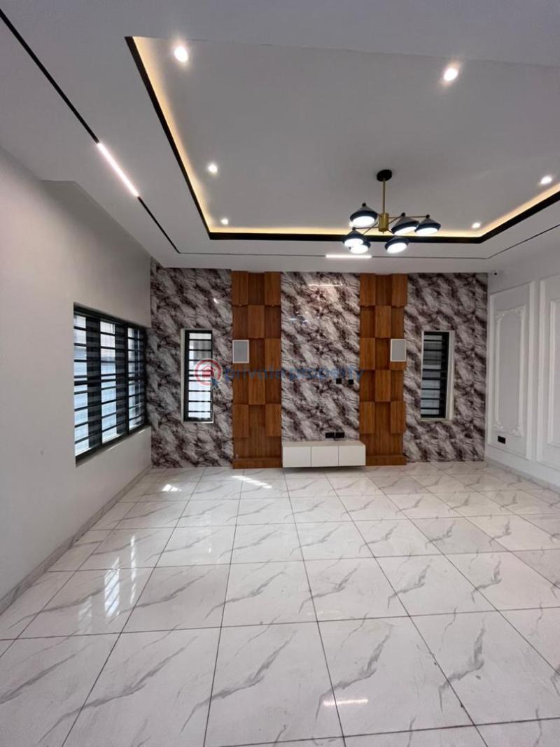 House For Sale Bera Estate, Ajiran Chevron Drive Lekki Lagos - 1