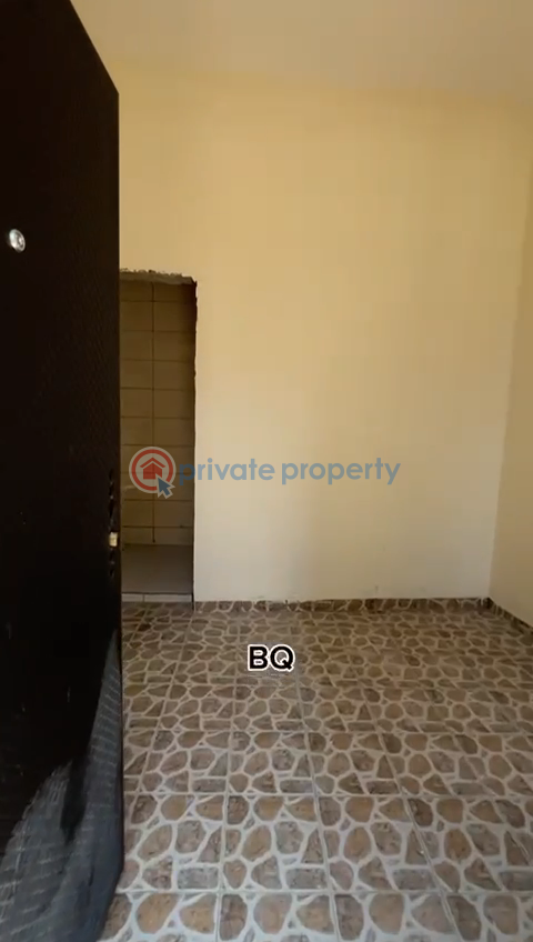 5 bedroom Detached Duplex For Sale Sapphire Estate Awoyaya Ajah Lagos - 24