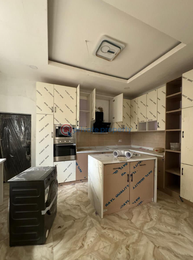 Exquisite 3 bedroom apartment  with bq, pool, 247 light - 0 3 bedroom Block Of Flats For Sale Shonibare Maryland Ikeja Shonibare Estate Maryland Lagos - 0