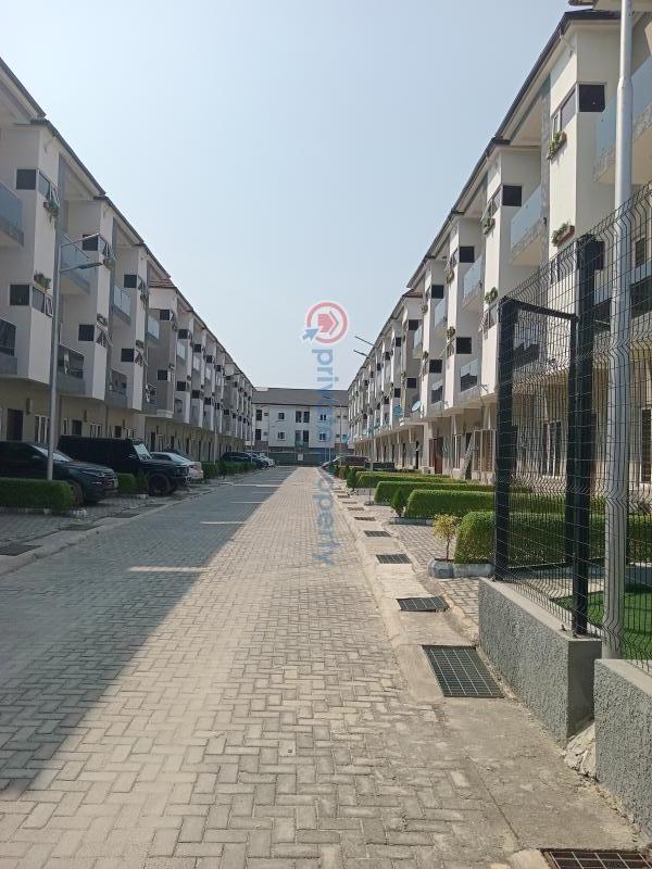 4 bedroom Terraced Duplex For Sale Lekki Phase 1 Lagos - 3
