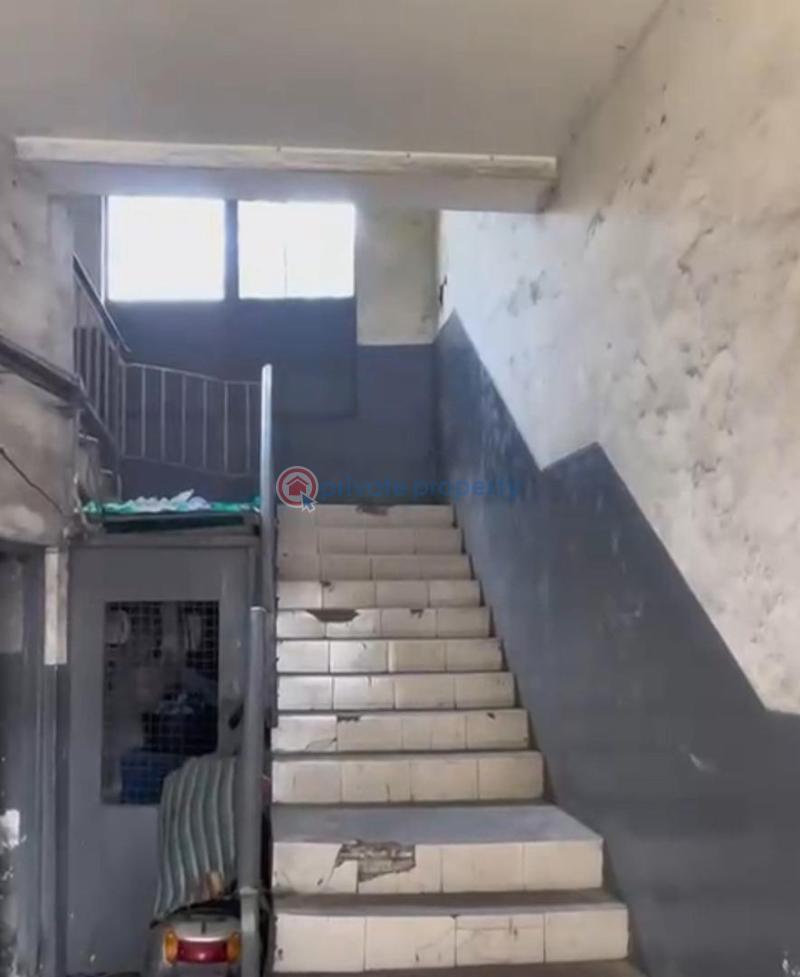 Office For Sale No 13, Commercial Road, Apapa Lagos - 4