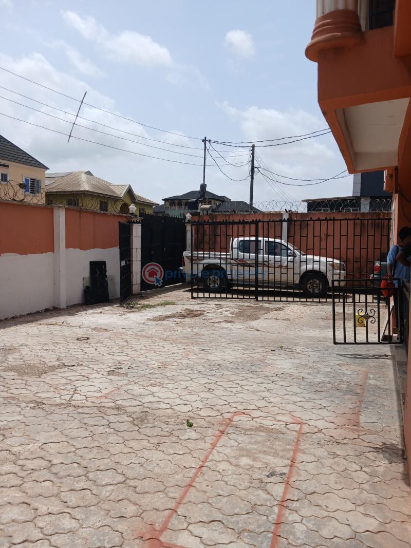House For Sale College Bus Stop Ikotun/Igando Lagos - 9