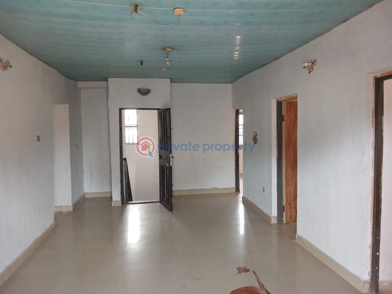 House For Sale College Bus Stop Ikotun/Igando Lagos - 13