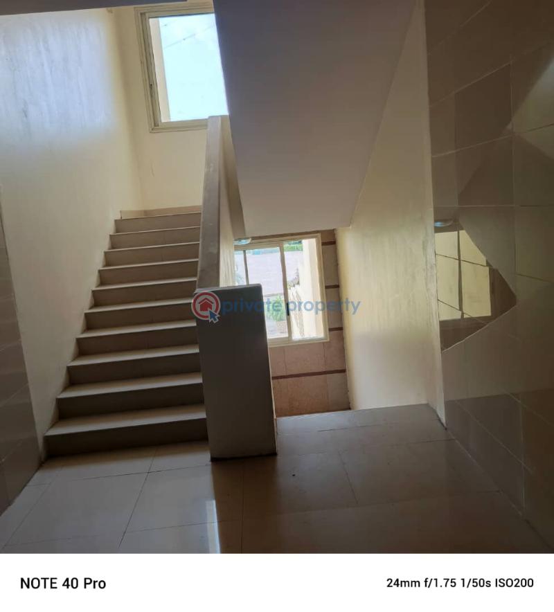 3 bedroom Block Of Flats For Sale Banana Island Ikoyi Lagos - 2