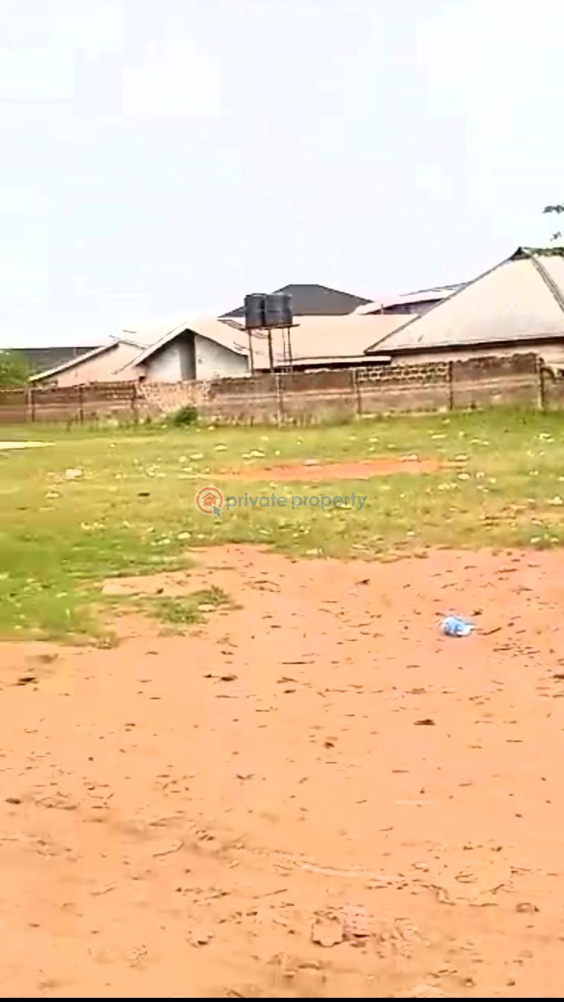 Mixed use Land For Sale St Saviour Tarred Road, Close To St Rita Catholic School Benin Edo - 3