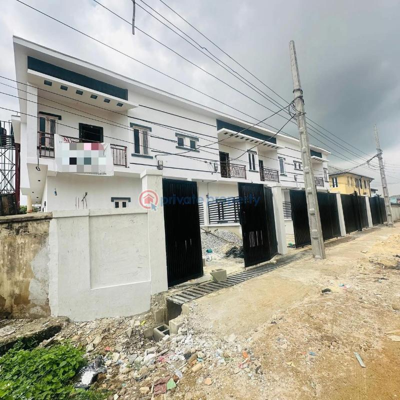 Very affordable 4bedroom duplex in a serene location - 8 4 bedroom Terraced Duplex For Sale Gbagada, Lagos Gbagada Lagos - 8
