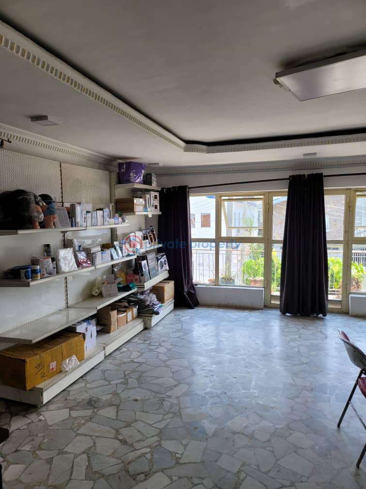 3 bedroom Block Of Flats For Rent The Property Is Facing The Main Road In A Commercial Area Awolowo Road Ikoyi Lagos - 4