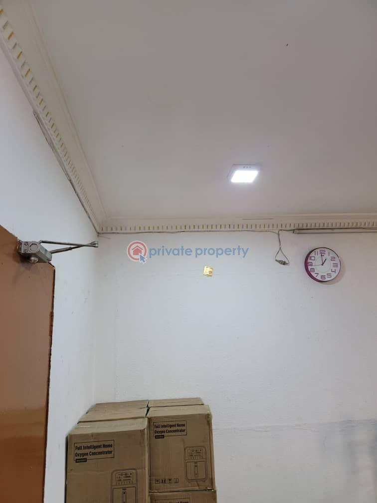 3 bedroom Block Of Flats For Rent The Property Is Facing The Main Road In A Commercial Area Awolowo Road Ikoyi Lagos - 6