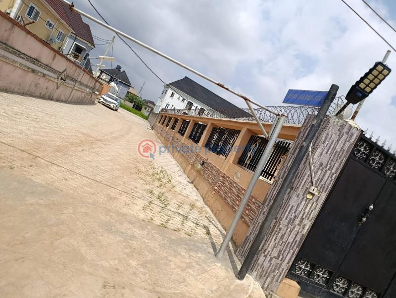 5 bedroom Detached Bungalow For Sale Isheri Oshun, Close To Ikotun Alimosho Lagos - 5