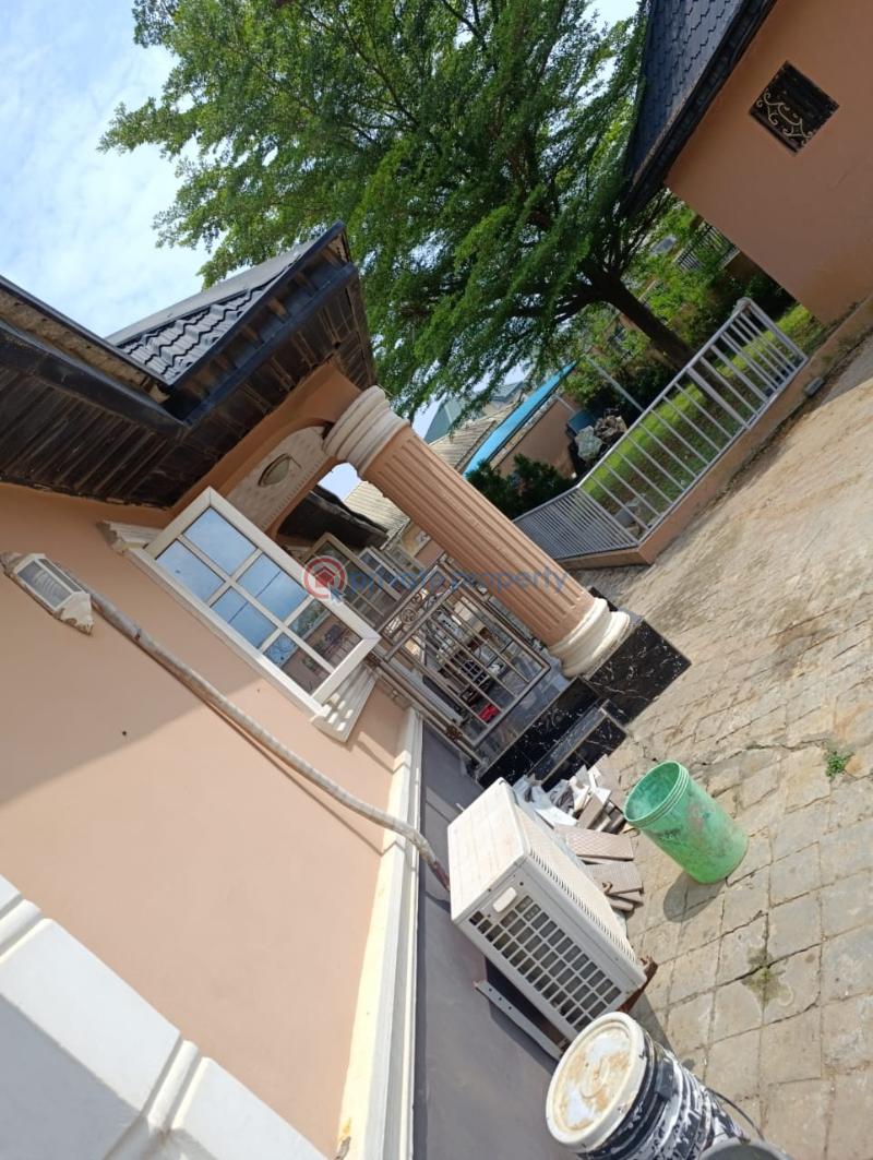 5 bedroom Detached Bungalow For Sale Isheri Oshun, Close To Ikotun Alimosho Lagos - 9