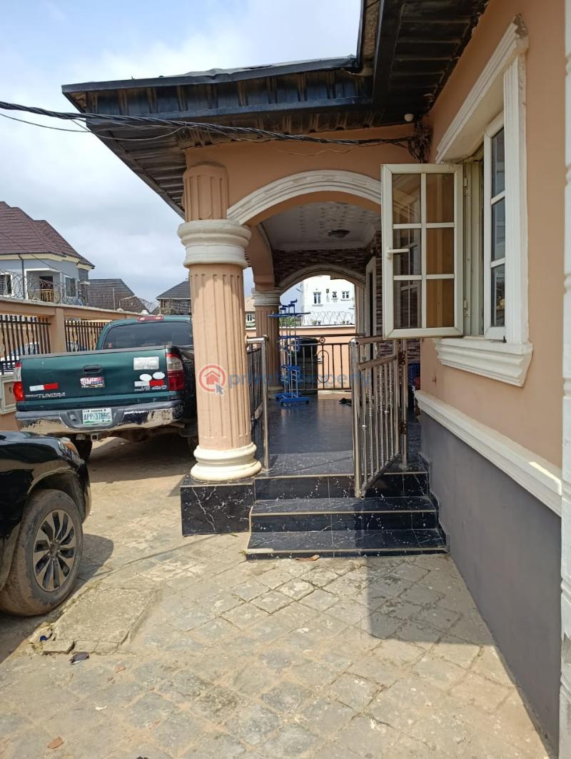 5 bedroom Detached Bungalow For Sale Isheri Oshun, Close To Ikotun Alimosho Lagos - 13