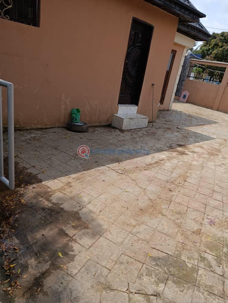 5 bedroom Detached Bungalow For Sale Isheri Oshun, Close To Ikotun Alimosho Lagos - 7