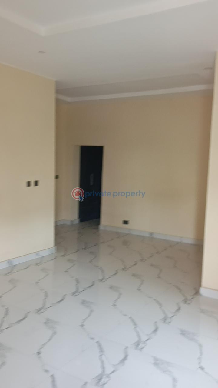 3 bedroom Block Of Flats For Rent Guzape Main, Abuja. Guzape Abuja Phase 1  - 11