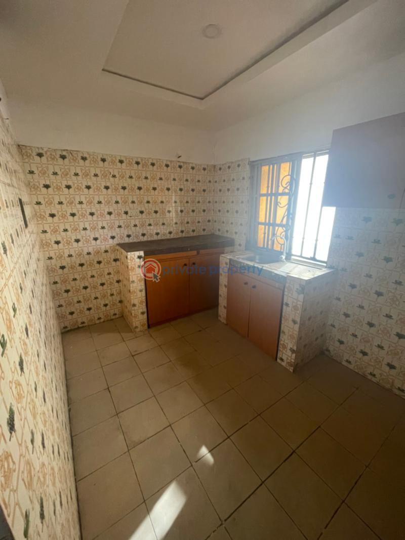 2 bedroom Block Of Flats For Rent Unity Estate Badore Ajah Lagos - 5