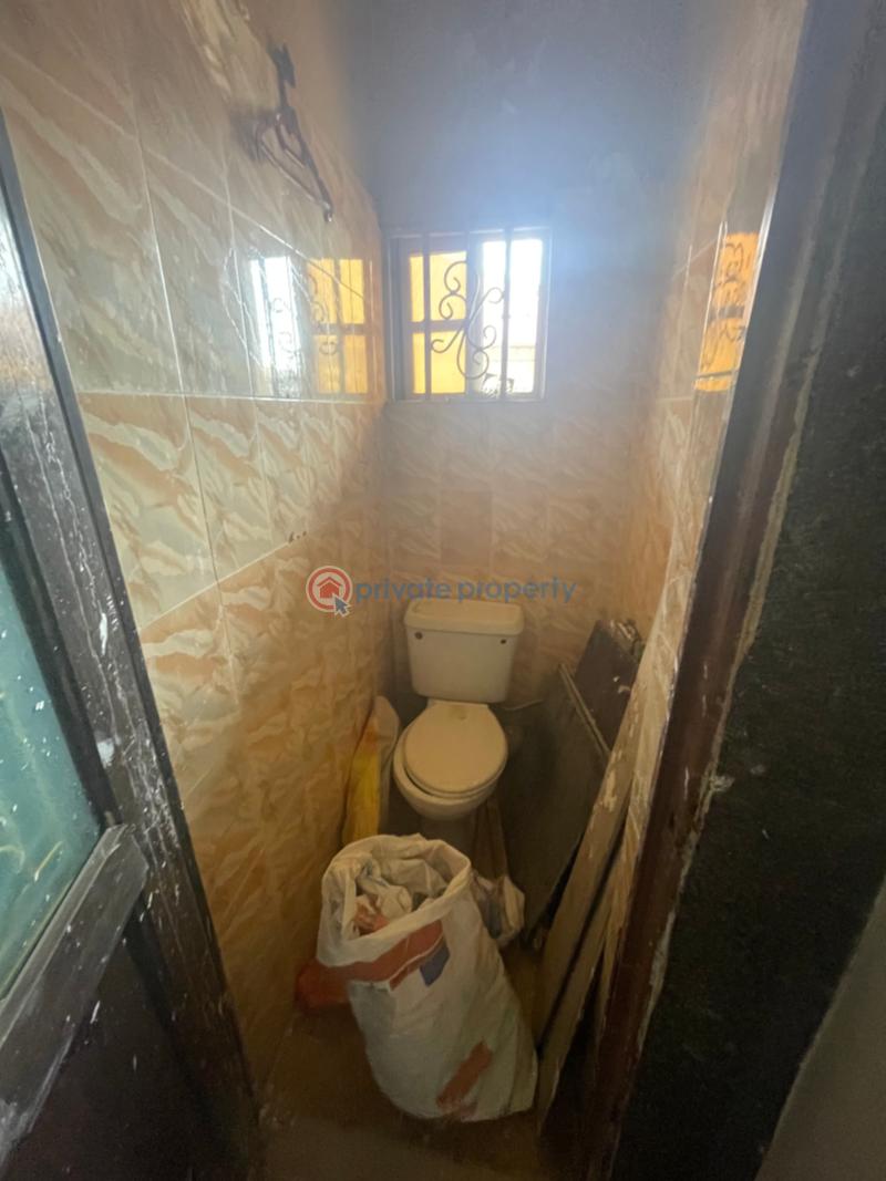 2 bedroom Block Of Flats For Rent Unity Estate Badore Ajah Lagos - 6