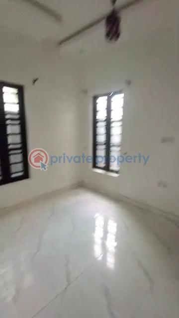 Very decent minflat - 6 1 bedroom Mini Flat For Rent Pedro Road Palmgroove Shomolu Lagos - 6