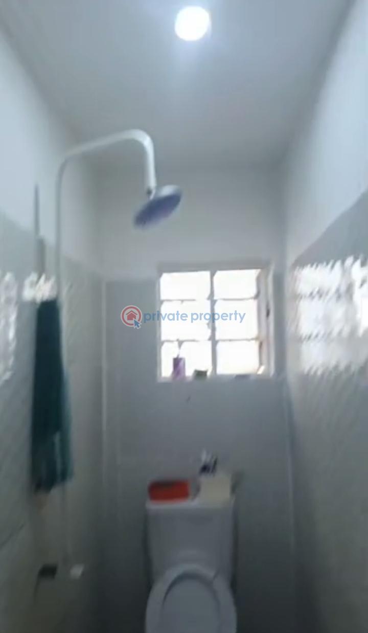 1 bedroom Mini Flat For Rent Fadeyi Yaba Lagos - 3