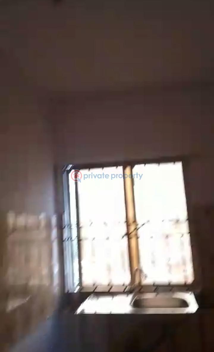 3 bedroom Flat & Apartment For Rent Iwaya Yaba Lagos - 1