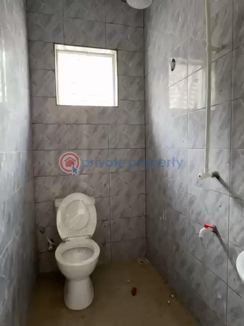 1 bedroom Self Contain For Rent 8 Labiran Str. Off Pedro Road Palmgroove Shomolu Lagos - 5