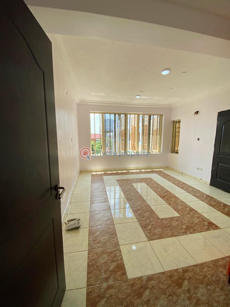 Very desent, serviced and well maintained 3 bedroom apartment - 3 3 bedroom Block Of Flats For Sale Osapa London Lekki Lagos - 3