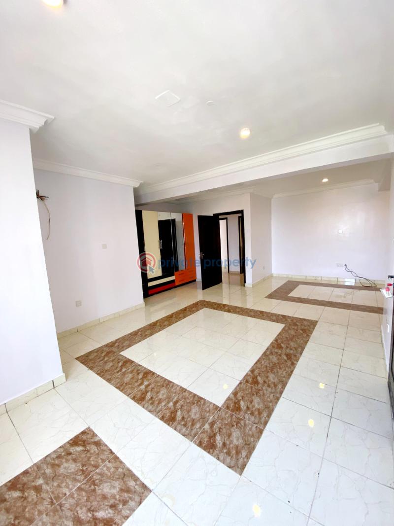 Very desent, serviced and well maintained 3 bedroom apartment - 4 3 bedroom Block Of Flats For Sale Osapa London Lekki Lagos - 4