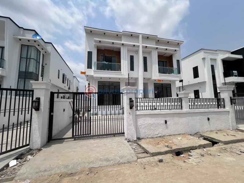 4 bedroom Semi detached Duplex For Sale Captains Court Ajah Lagos - 0