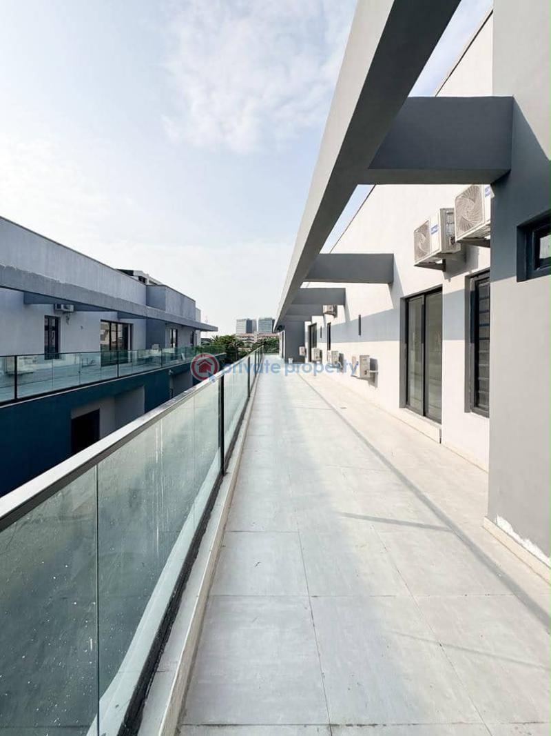 4 bedroom Penthouse For Sale Victoria Island Lagos - 3