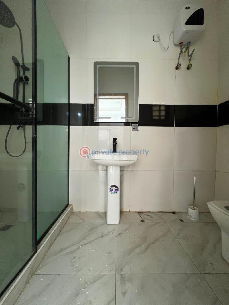 2 bedroom Block Of Flats For Rent Ilasan Lekki Lagos - 7