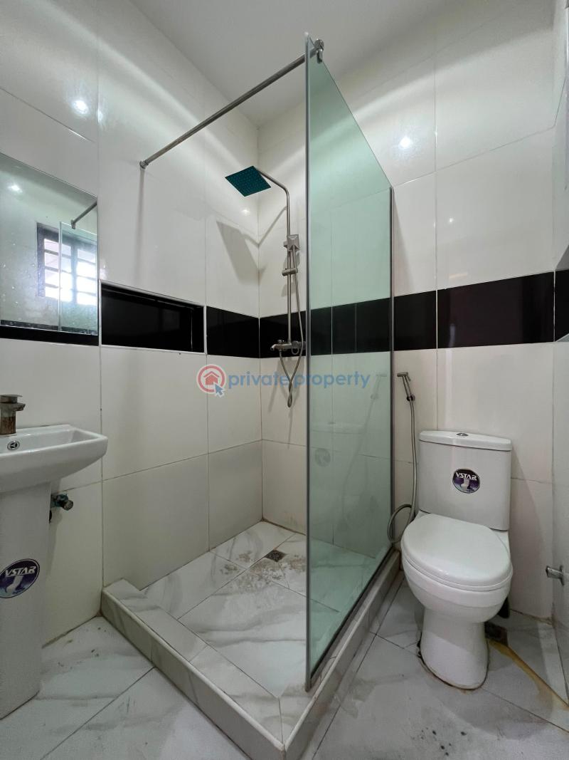 2 bedroom Block Of Flats For Rent Ilasan Lekki Lagos - 2