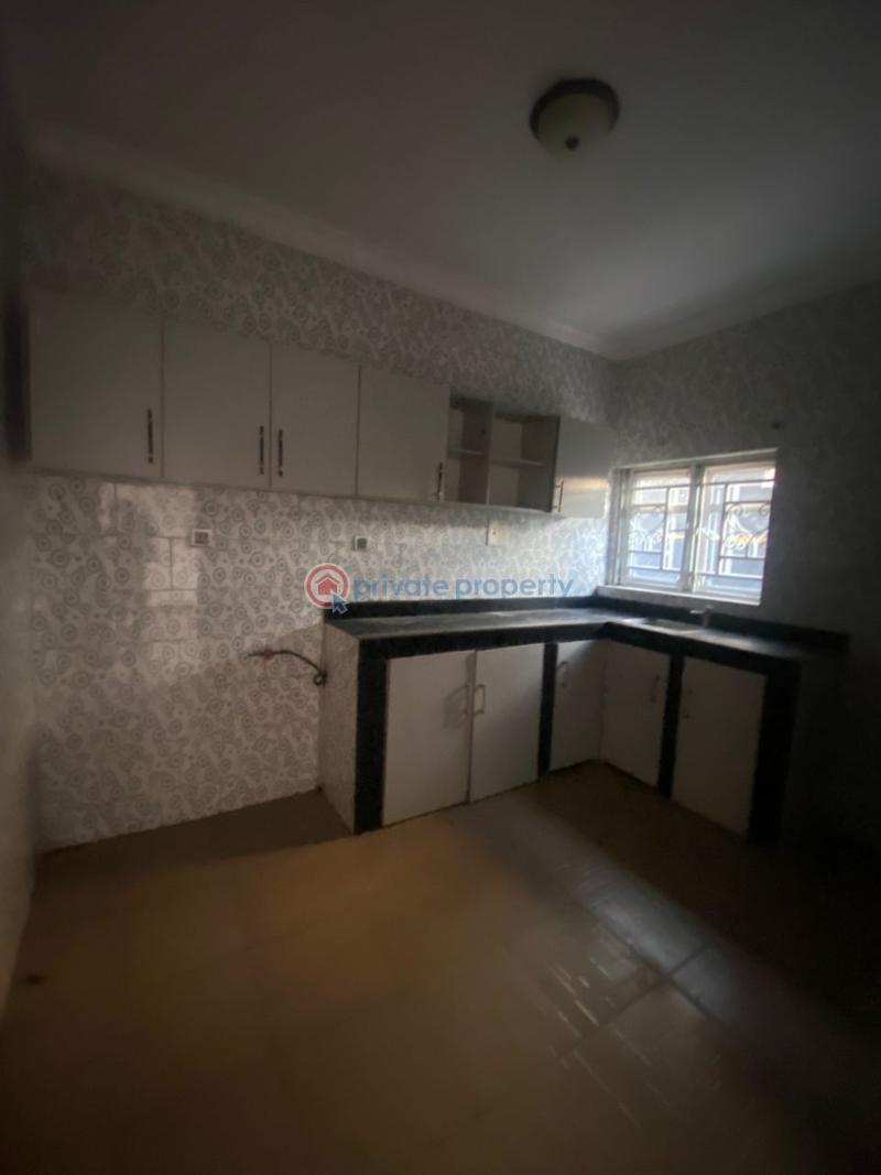 2 bedroom Block Of Flats For Rent United Estate Sangotedo Lagos - 4